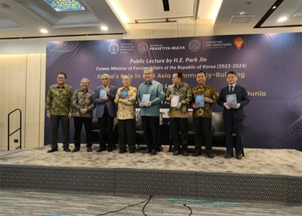 Mengenal Sejarah KebangkitanKorea Selatan melalui Buku “Keajaiban Sungai Han”